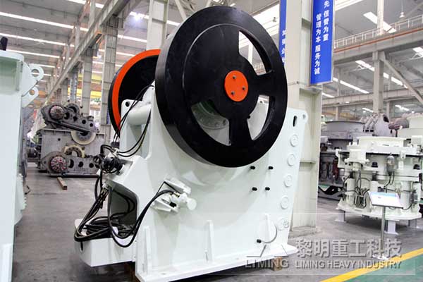 麻豆传媒网站重工的歐版顎式破碎機有哪些主要部件？